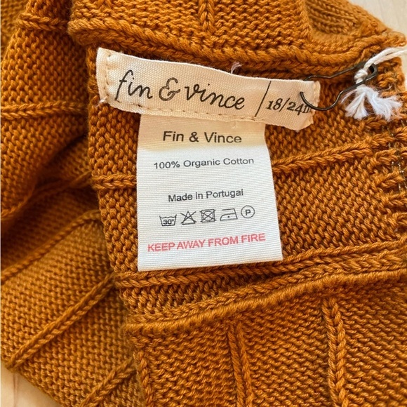 Fin & Vince Adeline Mustard Knitted Bonnet - Picture 5 of 9
